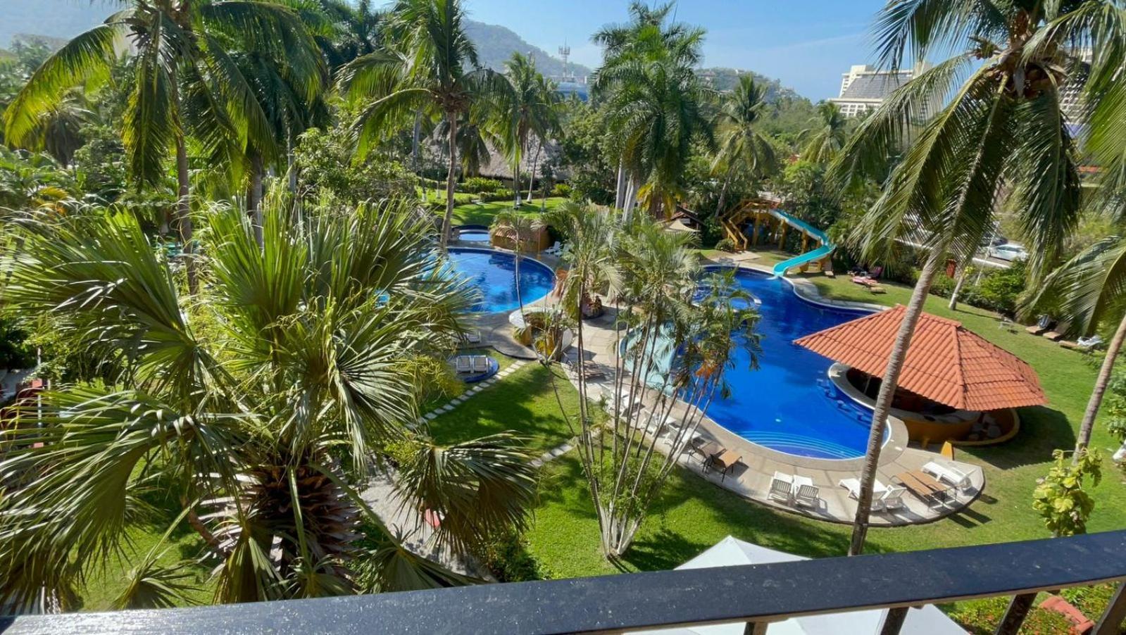 Sol Y Mar. Delfines Apartment Ixtapa  Bagian luar foto