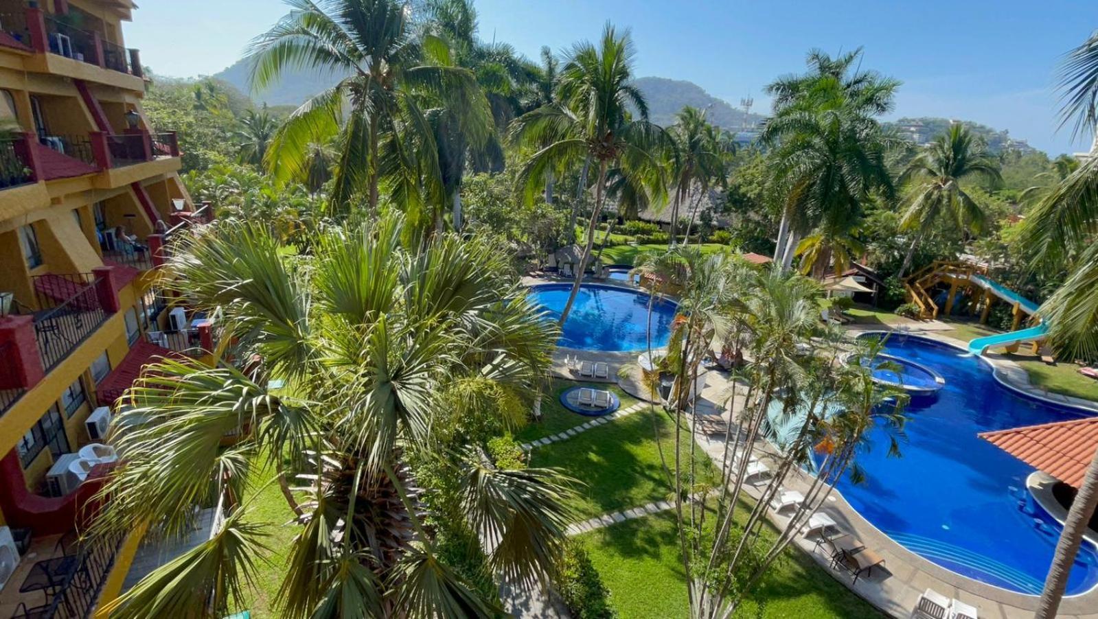 Sol Y Mar. Delfines Apartment Ixtapa  Bagian luar foto