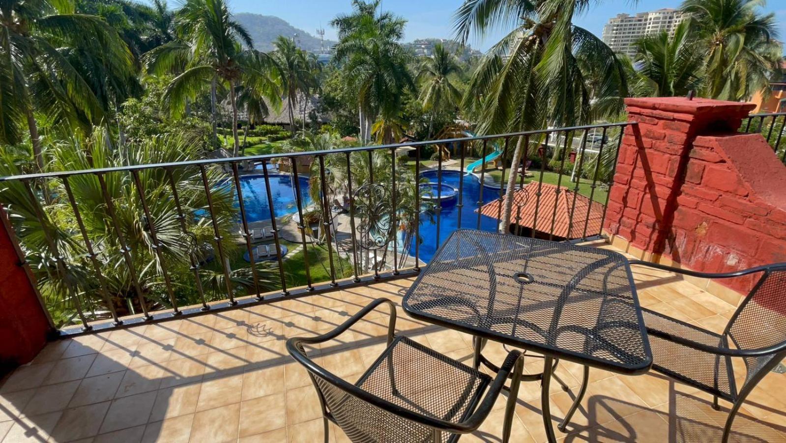 Sol Y Mar. Delfines Apartment Ixtapa  Bagian luar foto